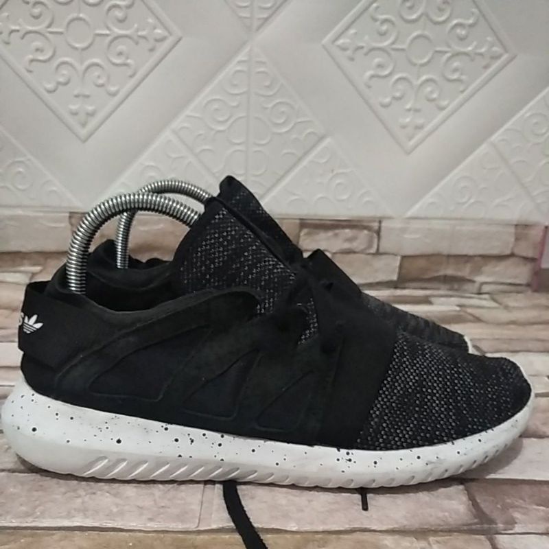 Adidas tubular sz 42/265, Vietnam