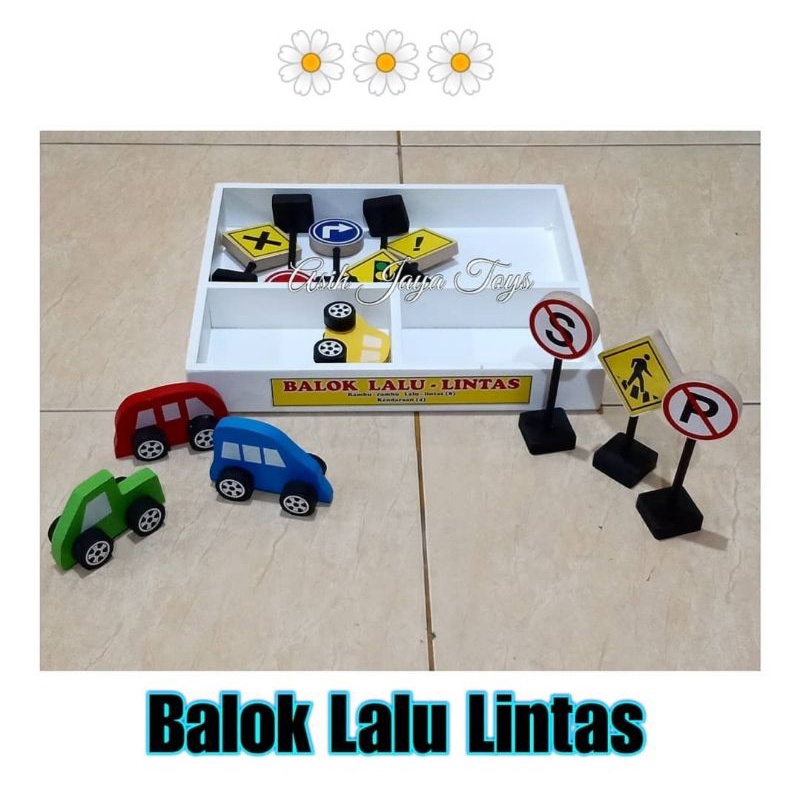 MINIATUR RAMBU LALU LINTAS