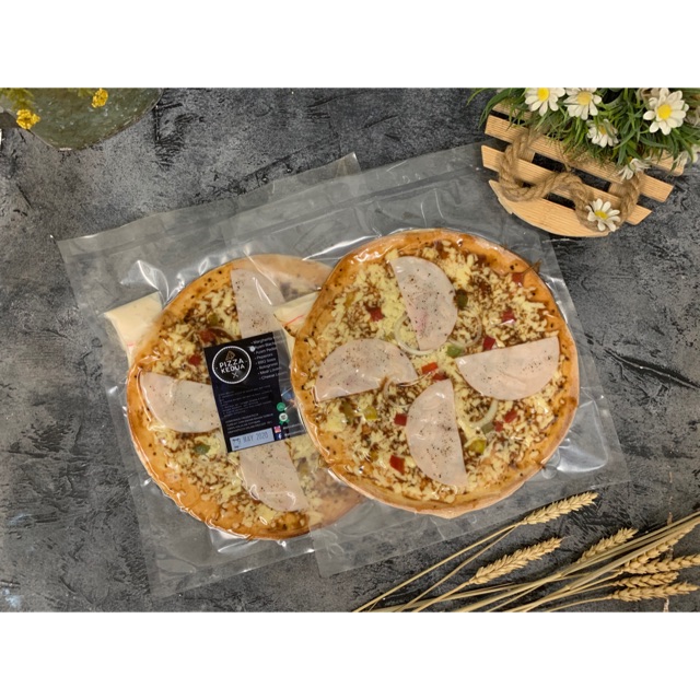 

Pizza Frozen by PizzaKedua (Ayam Blackpepper)