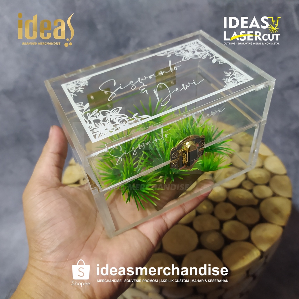 Kotak Cincin Akrilik / Ring Box Acrylic Custom Grafir Nama Pengantin / Luxury Class 15 x 10 x 8 cm