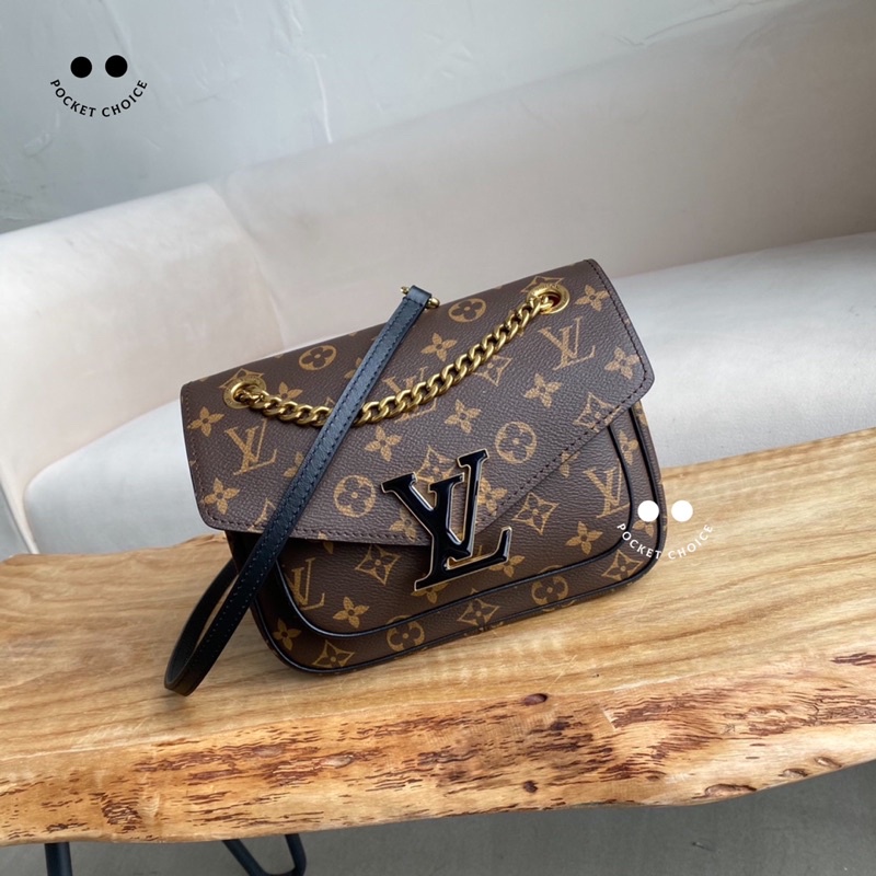 jual-louis-vuitton-lv-passy-sliding-chain-in-monogram-canvas-bag-m45592