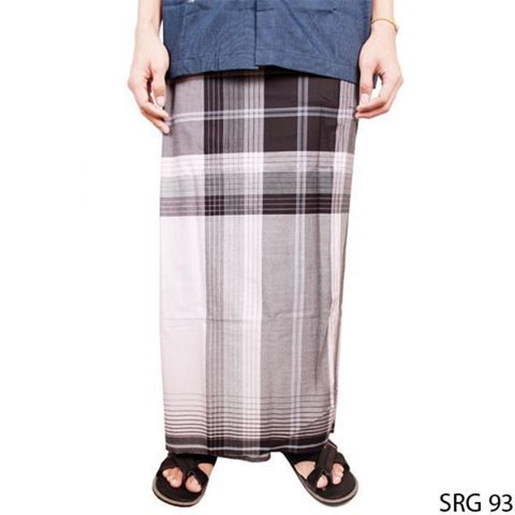 Sarung Pria Muslim Katun Hitam Putih – SRG 93