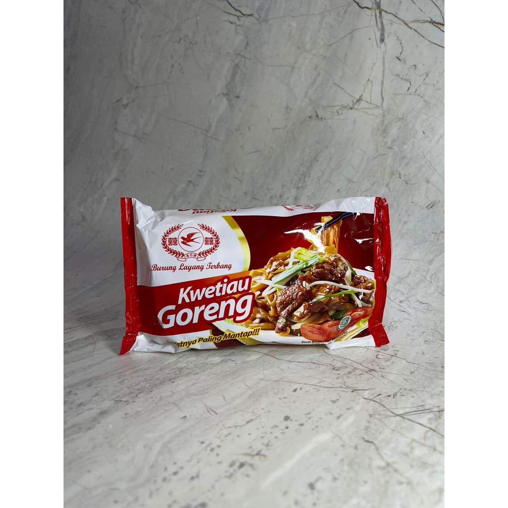 

BLT Kwetiau Goreng 120 gr/ Kwetiau Goreng Instan/ Burung LayangTerbang Kwetiau Goreng/ Kwetiau Cap Burung Layang Terbang