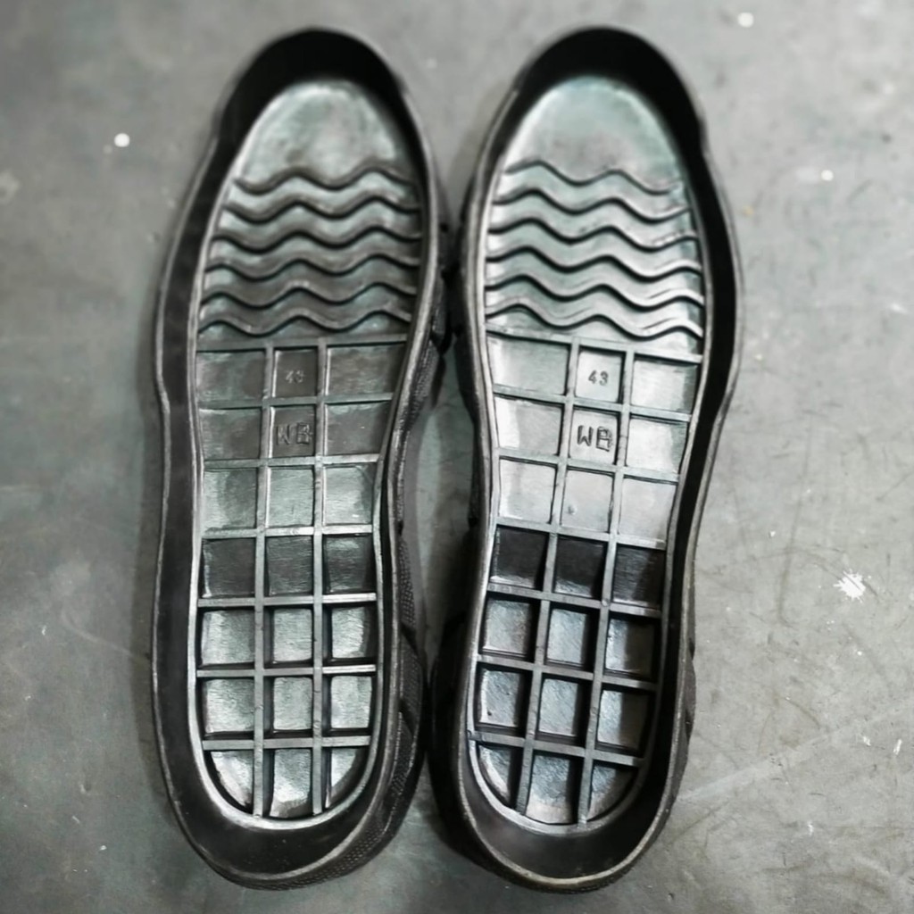 Outsol Weba Bahan Karet Berkualitas Anti Slip Kuat Dan Kokoh Untuk Sepatu Boots PDL