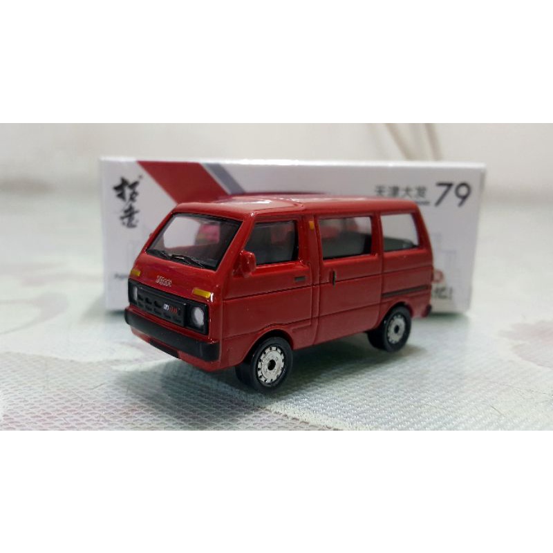 Miniatur diecast 1/64 Daihatsu Hijet 1000 warna Merah by Xcartoys, Democratic