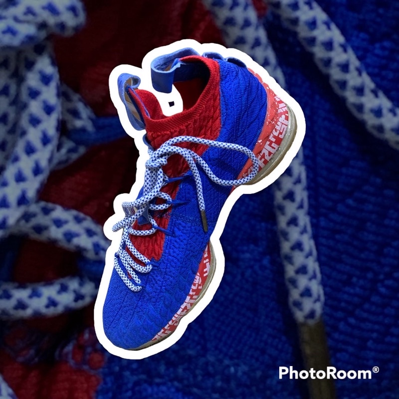 royal blue lebron 15