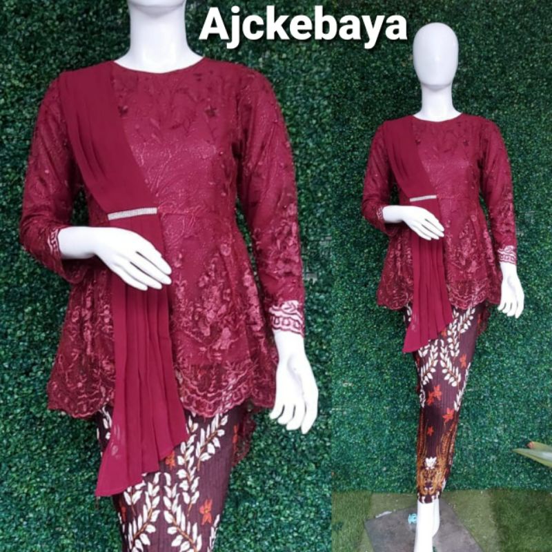 kebaya gotiik tille selendang /stelan kebaya modern tulle