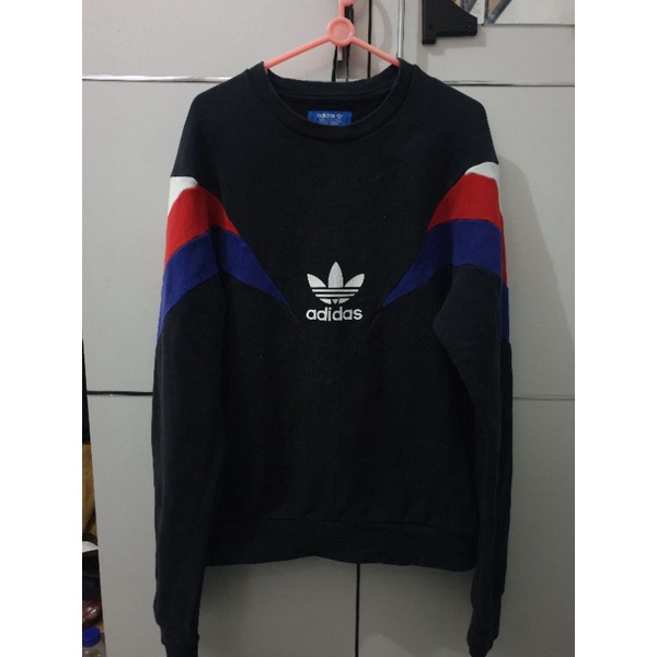 crewneck adidas center