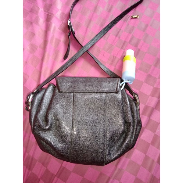 Preloved sling bag Bonia Second Pl