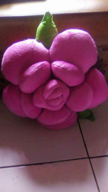 Grosir Bantal Bunga Mawar Murah