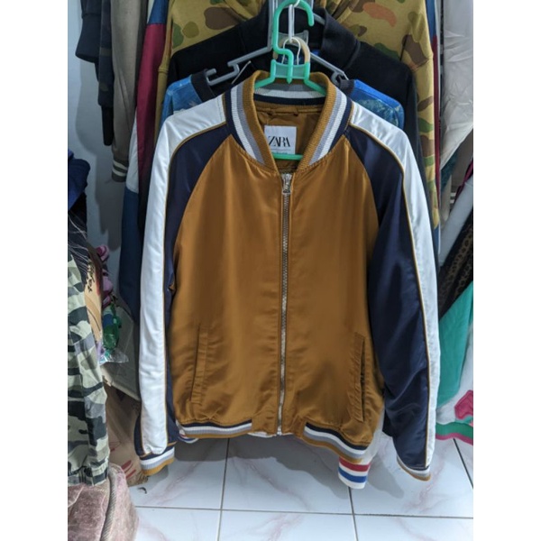 jaket varsity zara man