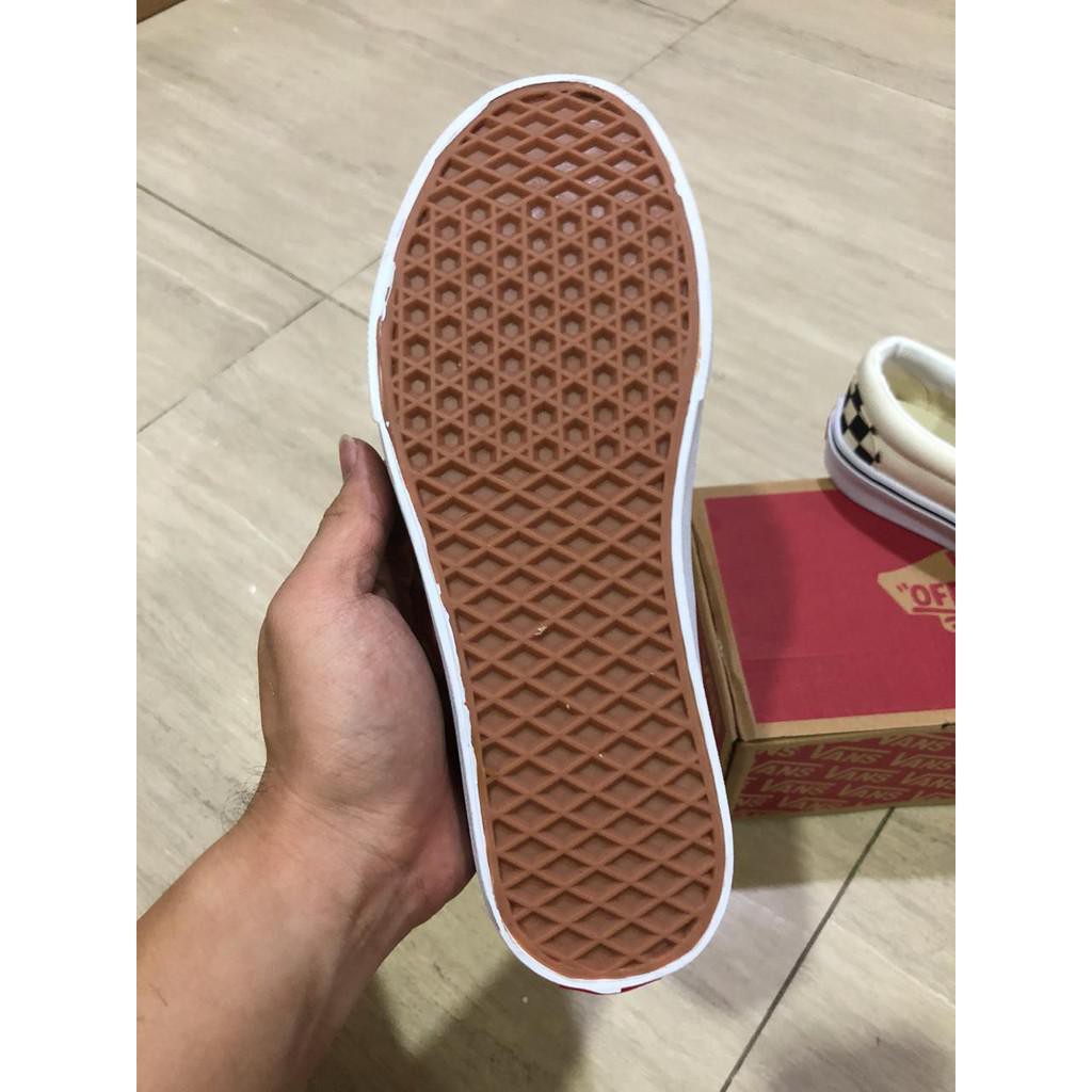 VANS CHECKERBOARD SLIP ON