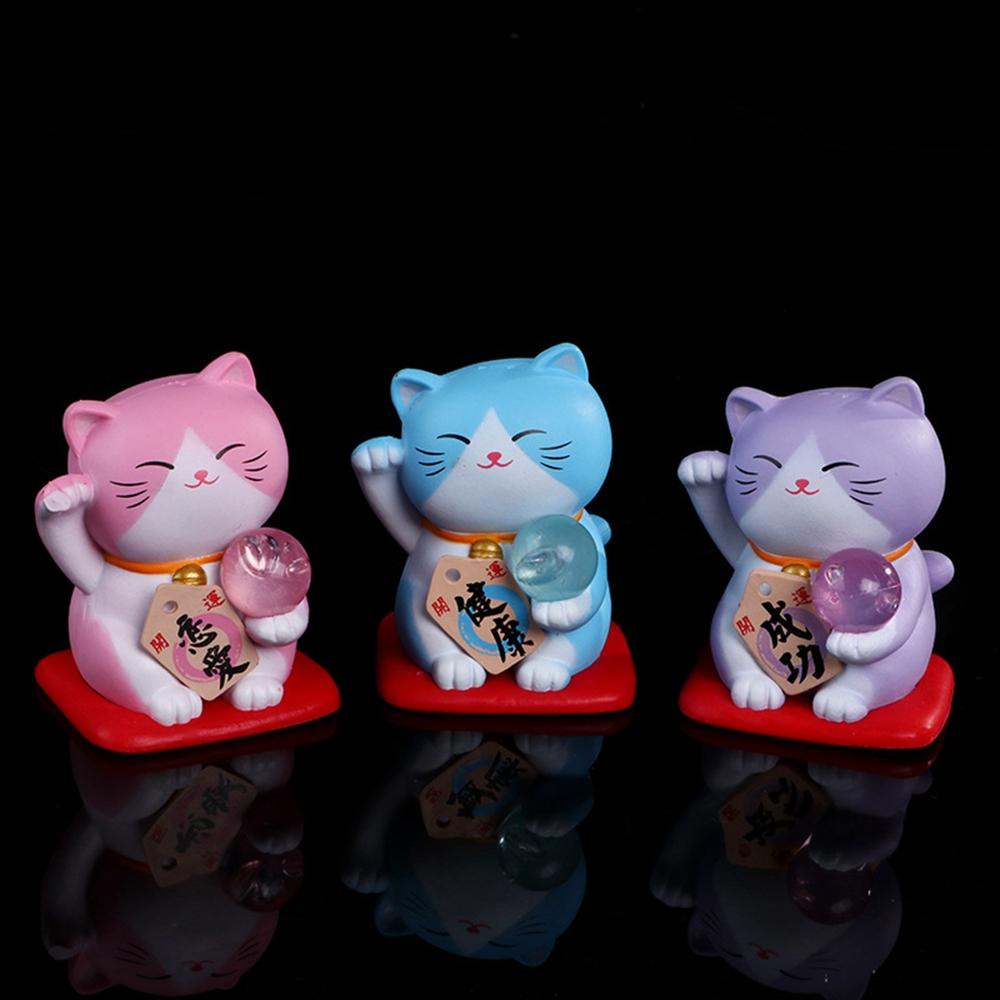 [Elegan] Lucky Cat Figurine 3D Kartun Hadiah Mobil Desktop Ornamen Kaca Dekorasi Decoration Craft