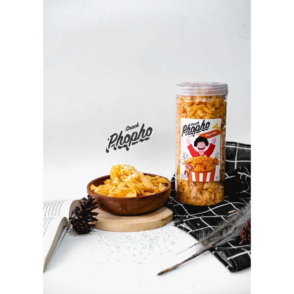 

kripik kriwil snackphopho rasa keju kemasan toples 250gr