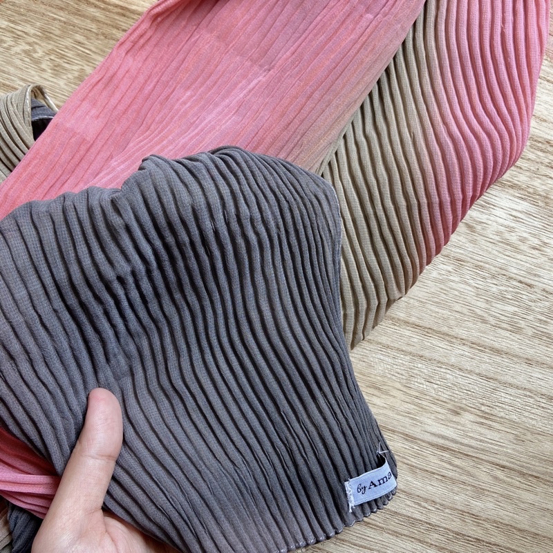 Anna pleats ombre batch 2/pashmina plisket gradasi/pashmina plisket ombre-Nudeis