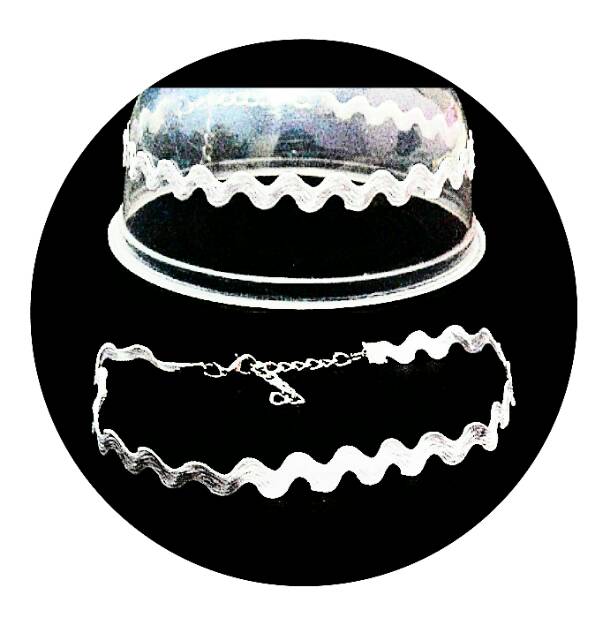 Paket Hemat White Series Choker Necklace (Get 4 Pcs Kalung)