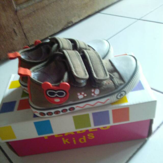 Sepatu little M kids brand matahari
