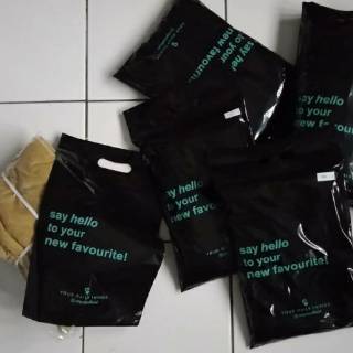Plastik Clip Pond Ziplock 30x40 1 warna sablon packaging Plastik Clip Pond Ziplock 30x40 1 warna sablon packaging