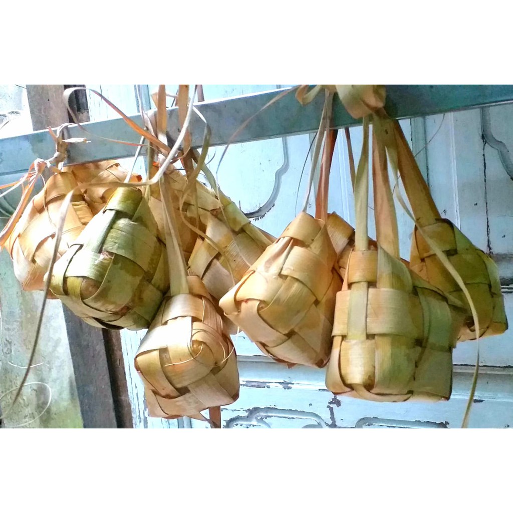 

KETUPAT PADANG LEBARAN UNTUK LONTONG SAYUR LEBARAN