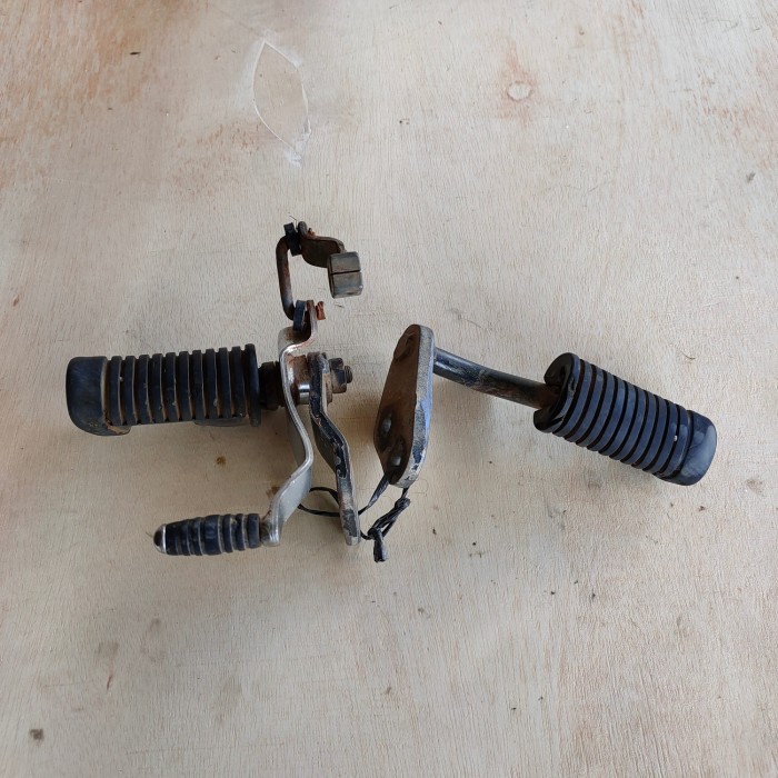 bar step depan suzuki satria fu . step depan satria fu original