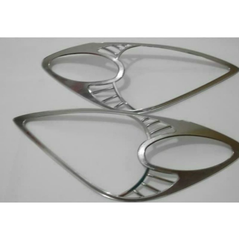 Garnish Lampu depan Chrome Avanza / Xenia lama 2004-2006