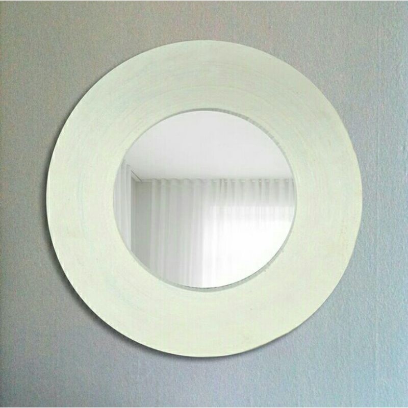 KHUSUS MEDAN - SALE. Wall Mirror. Kaca cermin dinding gantung. D=50cm. Bahan cardboard.