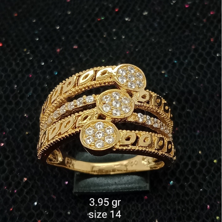 Cincin Emas 17K - 3.95 gr Kadar 750 - 1285