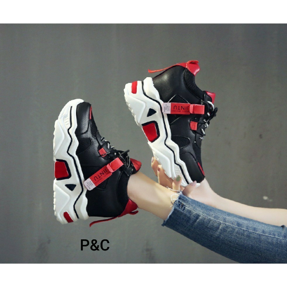 SEPATU SNEAKERS WANITA TERBARU