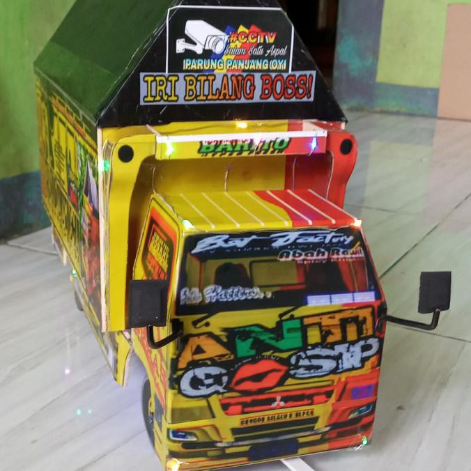 Miniatur Truk Miniatur Truck Oleng Mobil Mainan Truck Oleng Truk Oleng - Anti Gosip Terlaris
