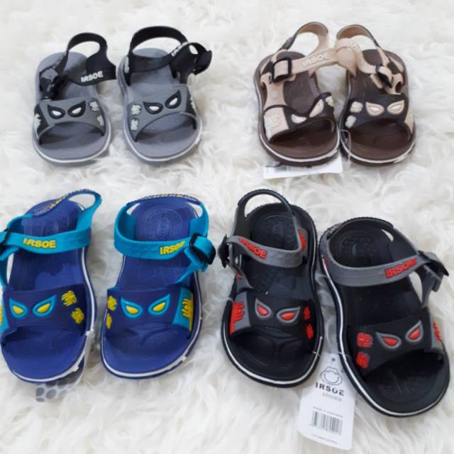 Sandal gunung anak cowok