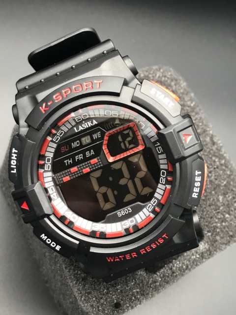 Jam Tangan Sporty Digital Anti Air 50M