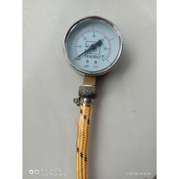 manometer setrika uap