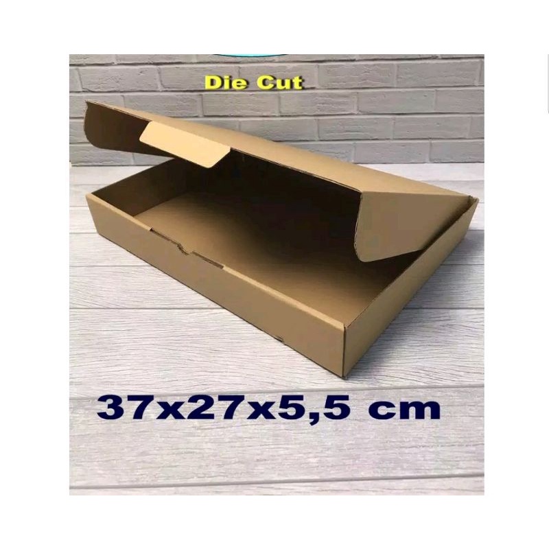 

Kardus 37x27x5,5 cm Die cut kotak untuk donut isi 12 pcs dll.