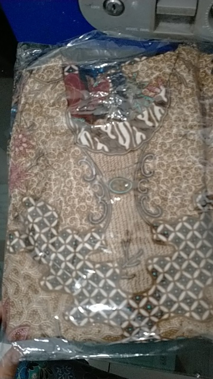 Atasan Batik Dolby Dolbi Dobby Doby Tenun Sutra Tulis Halus Katun Atbm Baron ,sarombit Atasan
