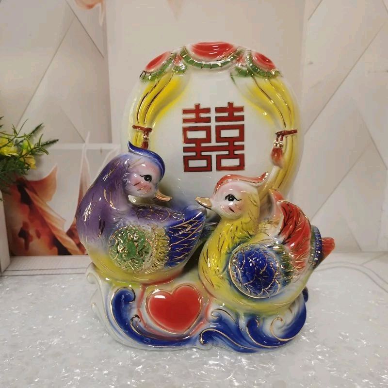 patung pajangan bebek mandarin