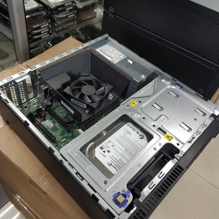 LENOVO THINKCENTRE M83 SFF/CORE I5-4670 3.40GHZ/4GB/500GB/DVD RW NEW