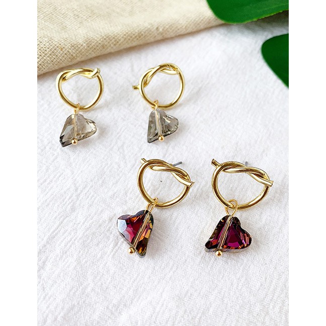 LRC Anting Tusuk Fashion Color Alloy Diamond Heart Earrings F55852