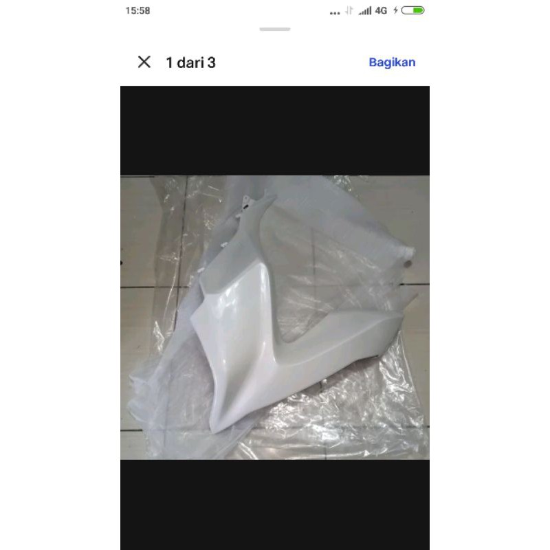 Cover R Front sayap depan samping kanan PCX lokal 150 K97 tahun 2016-2018 Putih glossy non ori