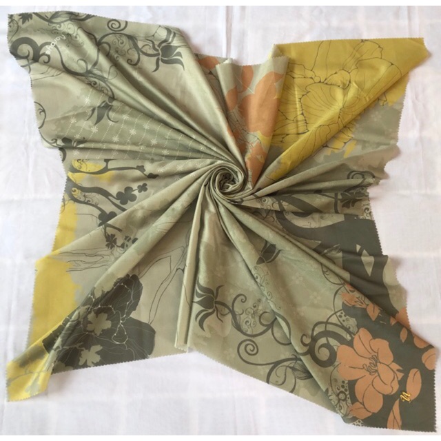 Voal premium glossy,naraya scarf