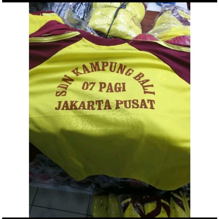 baju olahraga smp plus sablon//stelan olahraga smp plus sablon//seragam olahraga smp plus sablon//ba