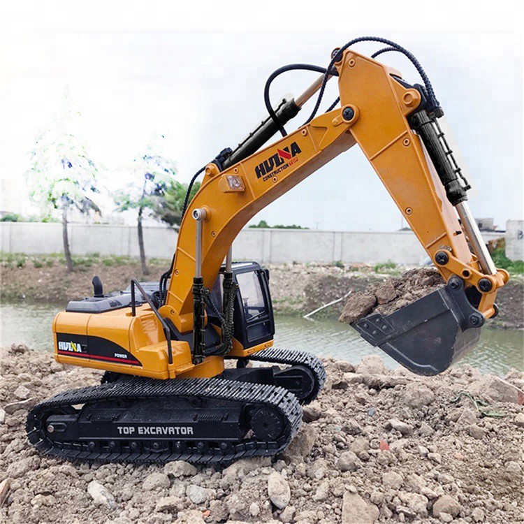 RC Huina 1580 excavator V4