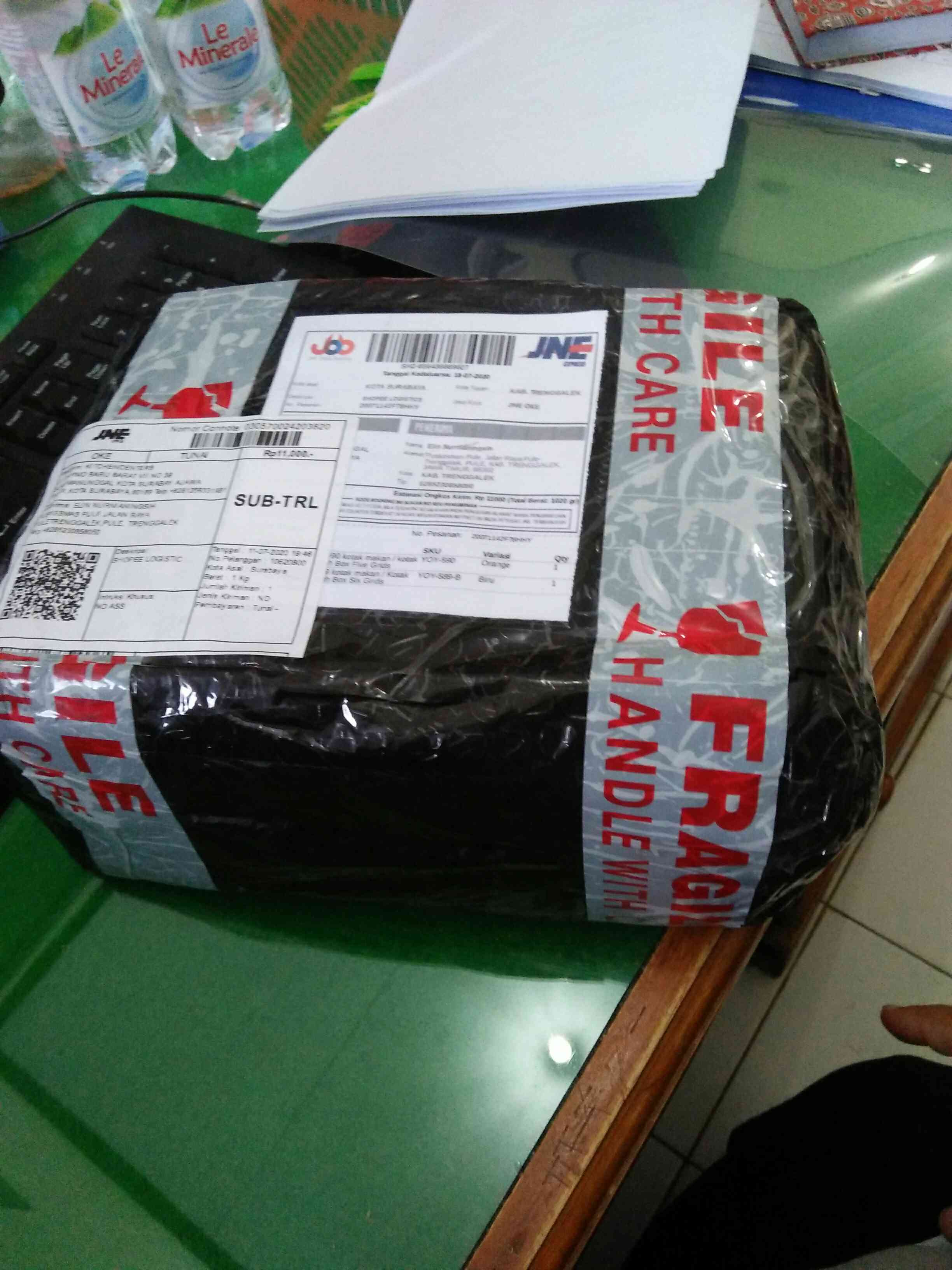 Kotak Makan Kotak Bekal 6 Sekat Lunch Box Yooyee