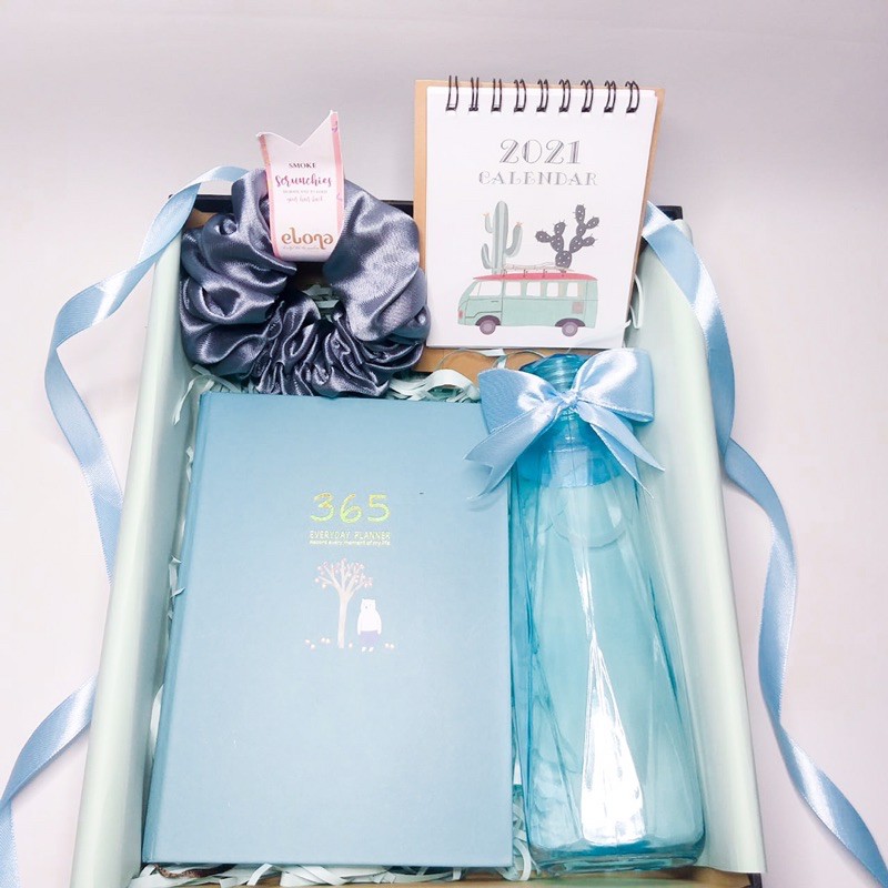 

New Year & Birthday Hampers 2021