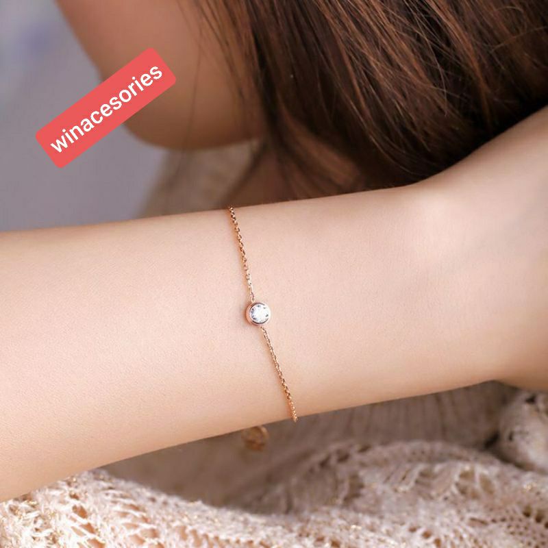 Gelang titanium simple, mata satu diamond imitasi