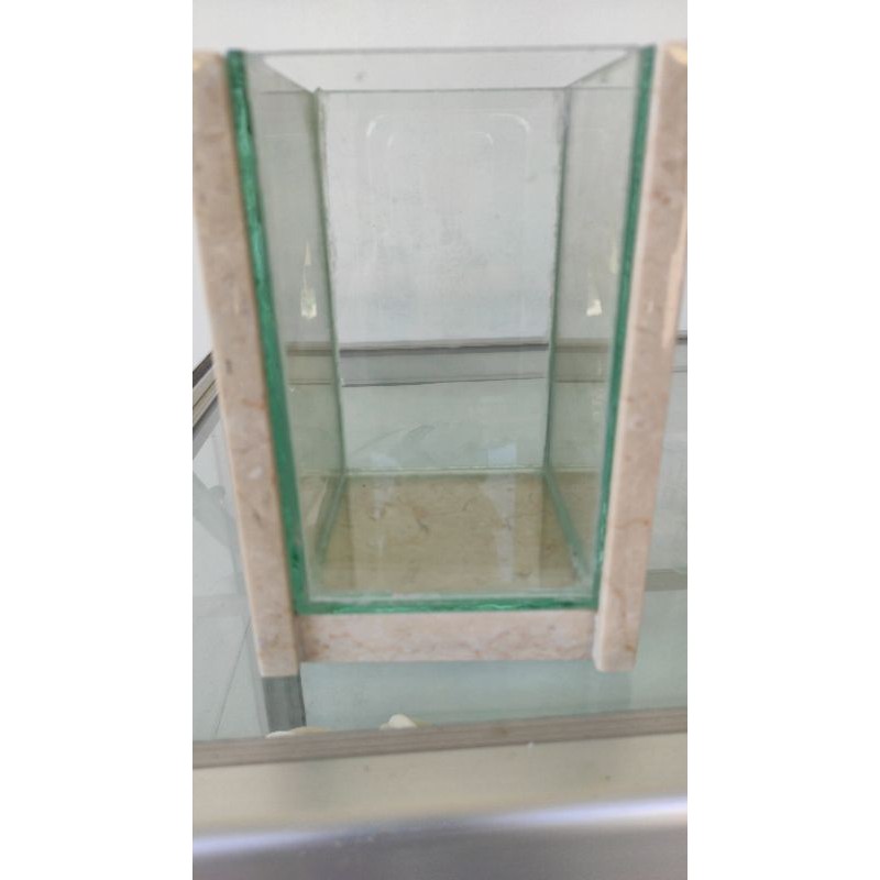 cover aquarium batu marmer