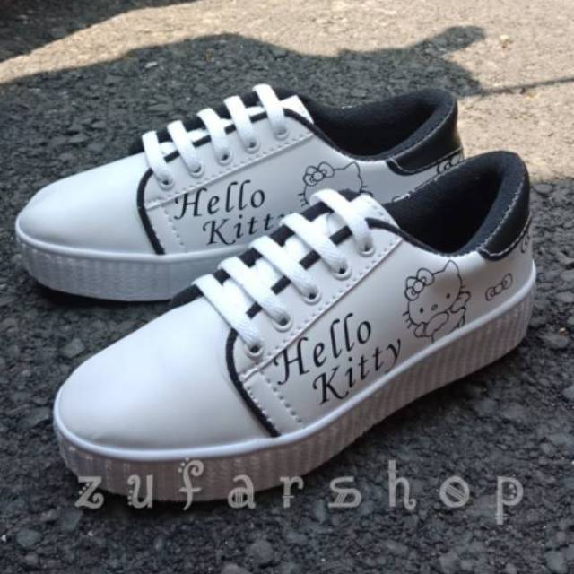 Sepatu Kets Hello Kitty