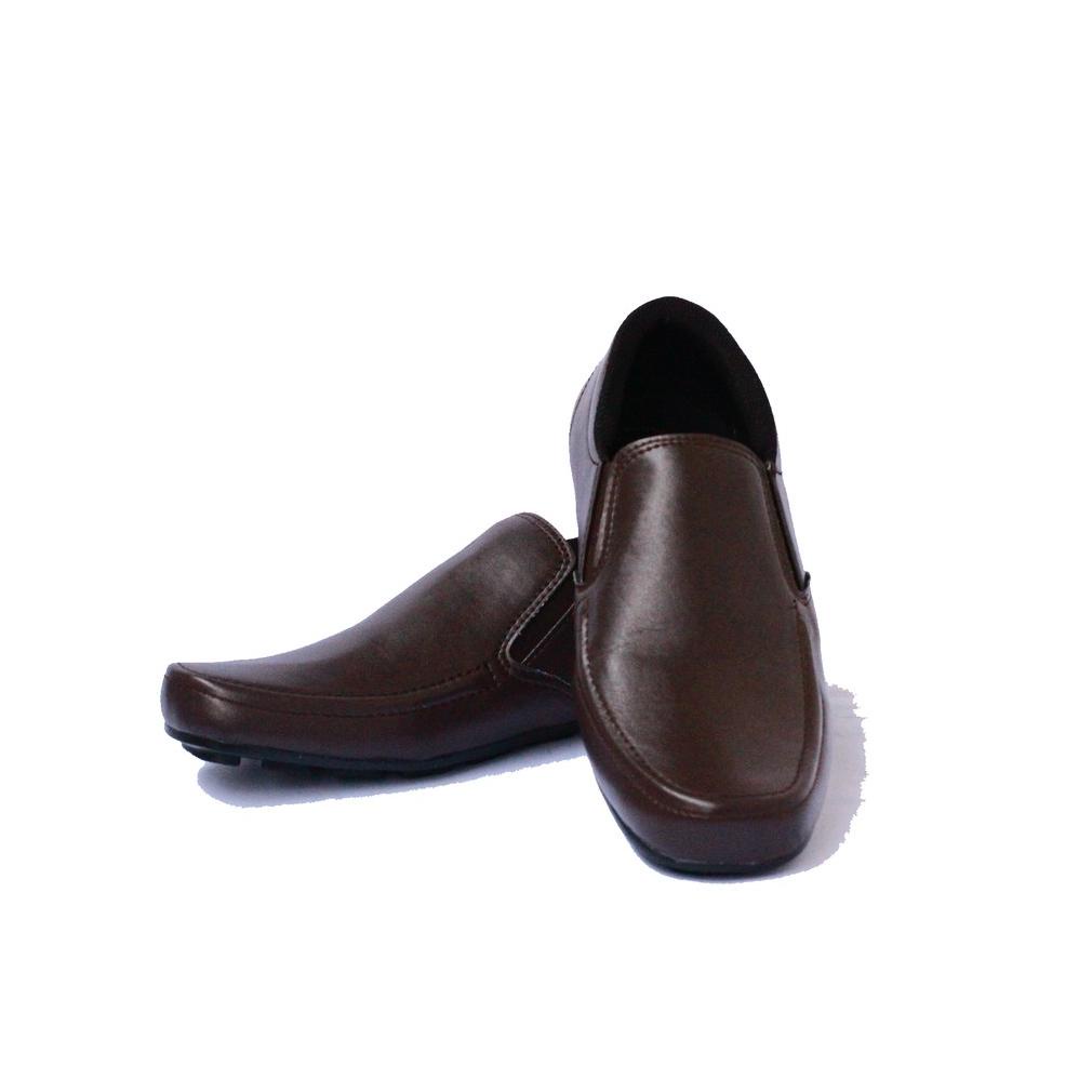 Sepatu Kantor Pria / Sepatu Resmi Pesta / Sepatu Pria Loafer Slip On Size 44 Dan 45 Big Size