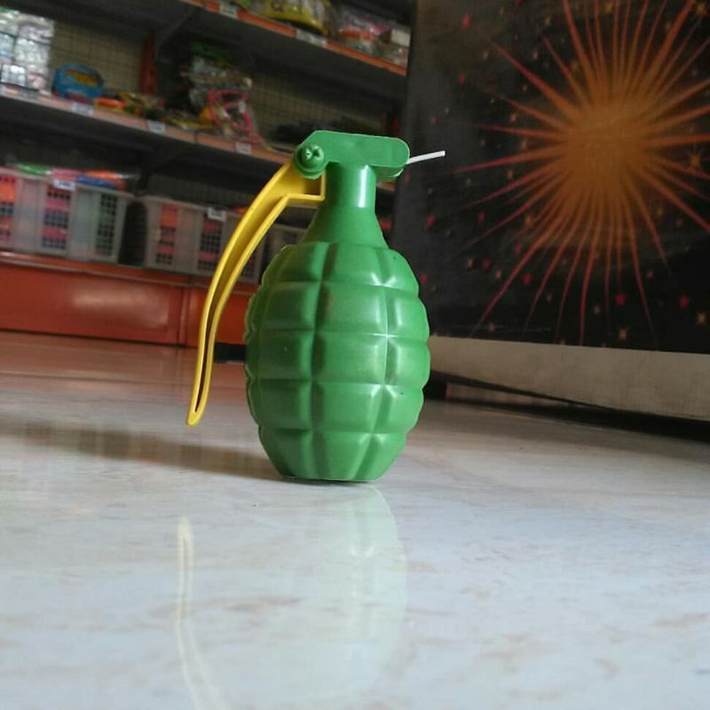 MAINAN GRANAT SETRUM