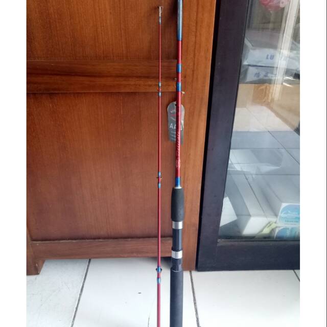 Joran pancing Sambung 2 merk Delicate seperti Abu Garcia 1,3 - 1,5 - 1,65 M. 8 - 20 lb kuat 10 Kg