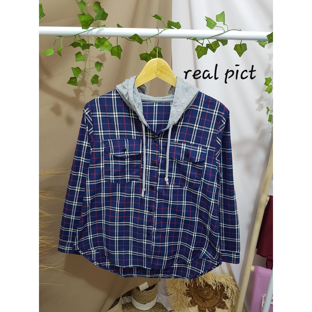 KEMEJA KOTAK BB ATASAN WANITA DENGAN HODIE/KEMEJA BASIC/KAMEJA WANITA-NEVY